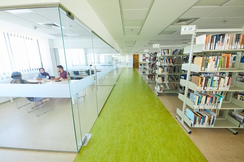 Dar al-Kalima University